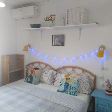 Stylish Family Villa, Near Beach,prive Parking,wifi *