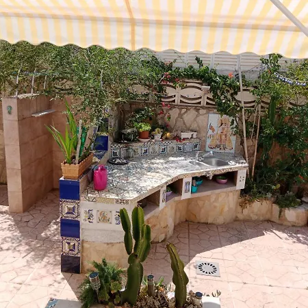 Villa Stylish Family Villa, Near Beach,prive Parking,wifi *