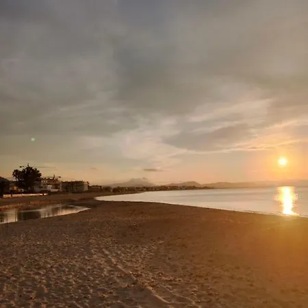 Stylish Family Villa, Near Beach,prive Parking,wifi Villa Dénia