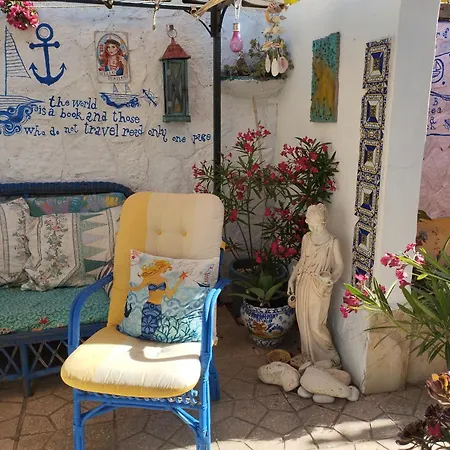 Stylish Family Villa, Near Beach,prive Parking,wifi