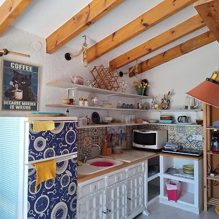 Stylish Family Villa, Near Beach,prive Parking,wifi *